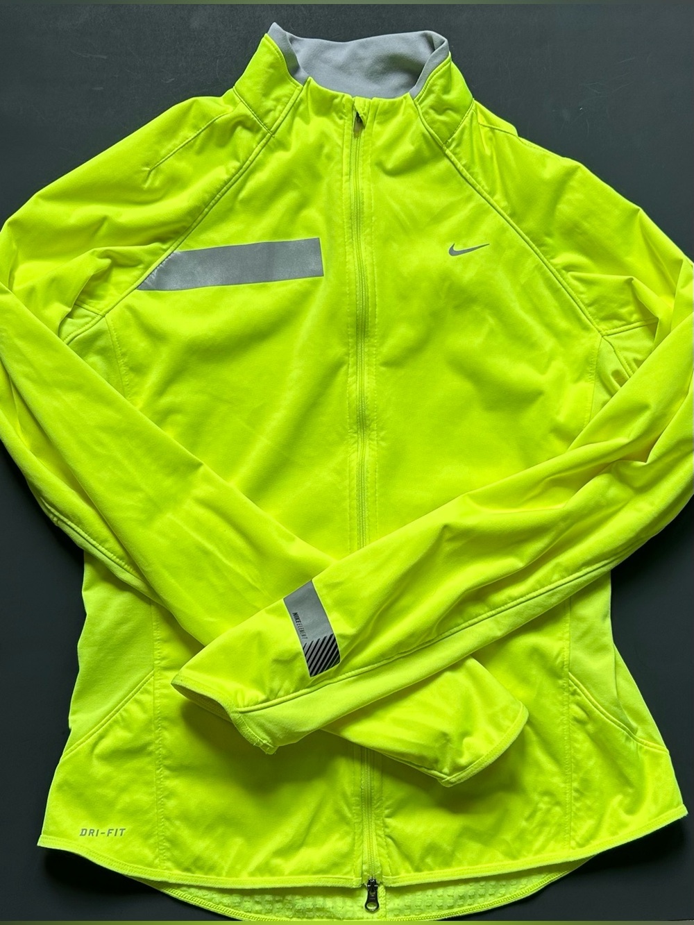 Women’s Nike Dri-FIT Element Fluorescent Yellow Running Jacket — Sz M